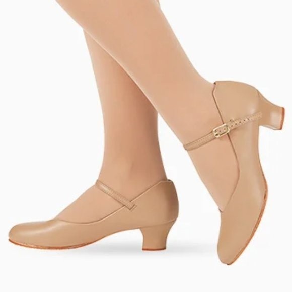 Capezio Jr. Footlight 550 550X Caramel‎ Character Dance Shoes Big Girls Kids 3 - Picture 1 of 15
